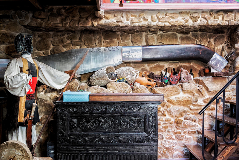 Museum van het Sardijnse mes - Museo del coltello sardo | Secret World Trip Planner