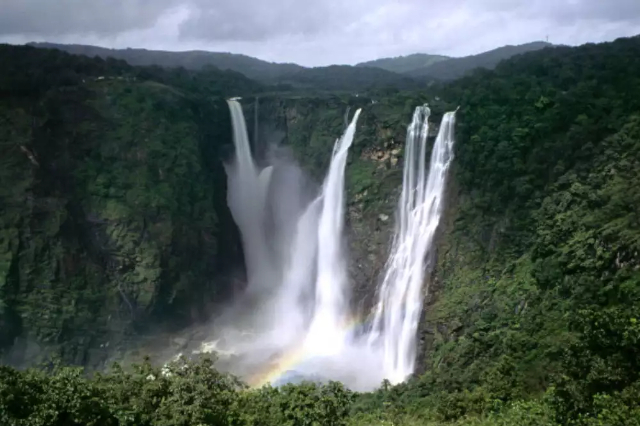 The tallest plunge waterfalls : Jog Falls - Jog Falls | Secret World Trip Planner