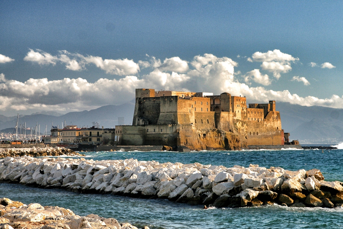 Castel dell'Ovo - Napoli | Secret World Trip Planner
