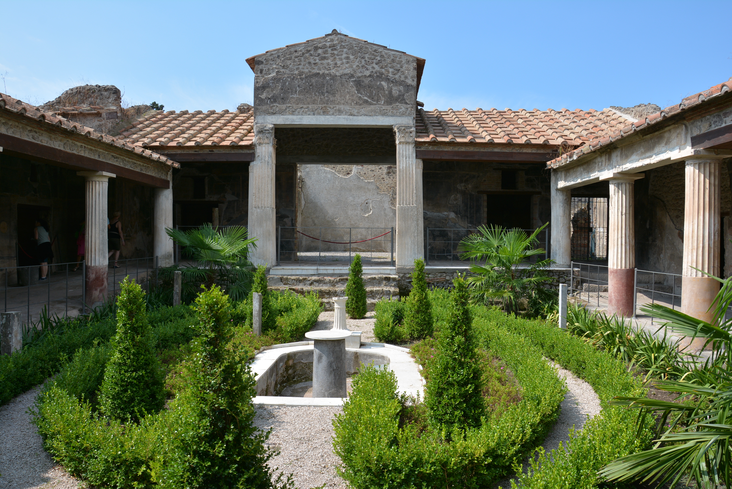 Casa do Amorini Dorati  - Via Dei Vesuvio | Secret World Trip Planner