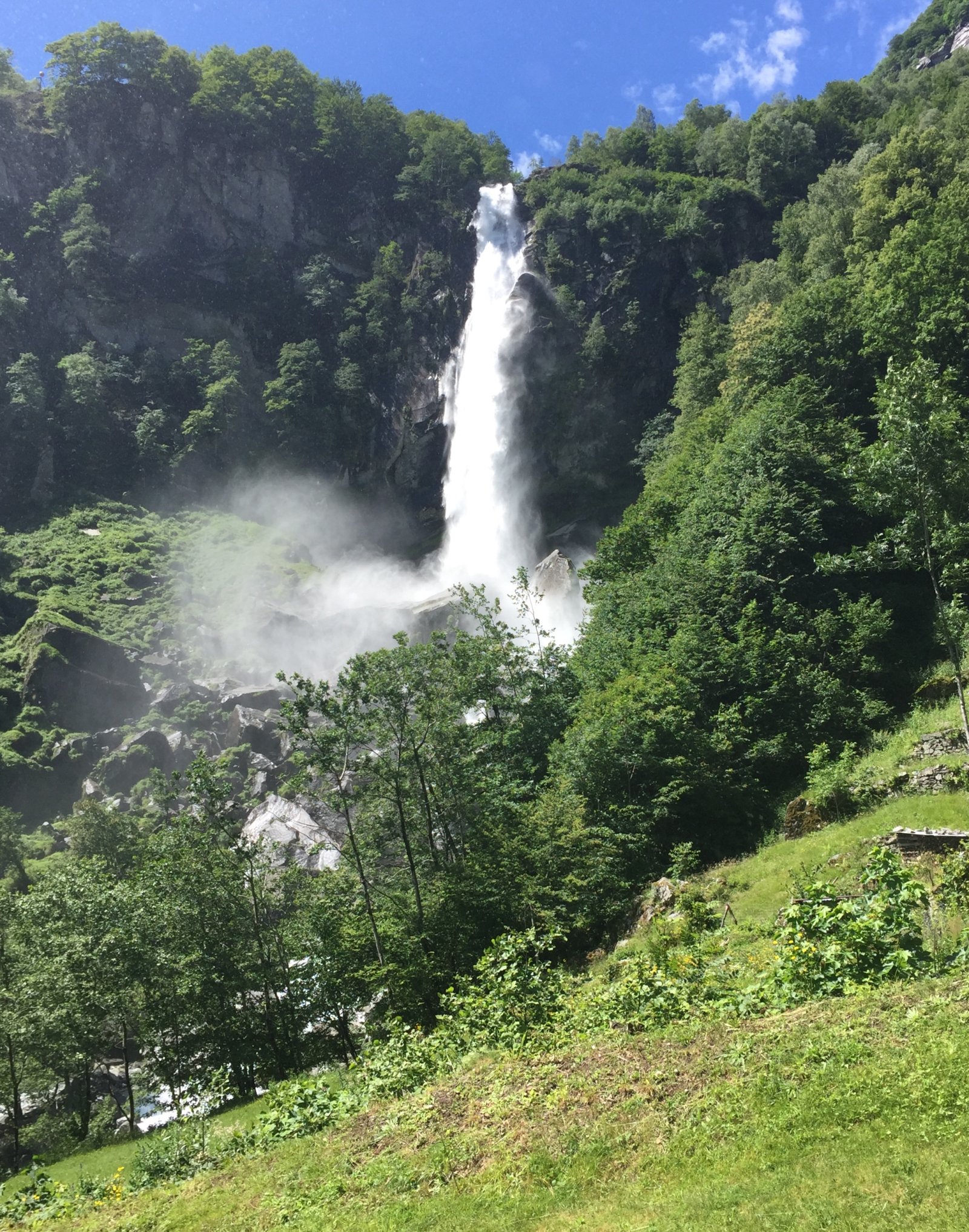 Switzerland | Foroglio Waterfall  - Cevio | Secret World Trip Planner