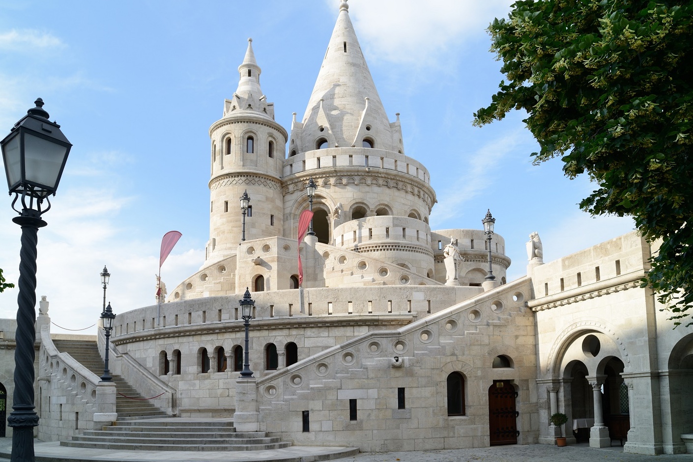 A fairytale castle in Budapest: the Fisherman’s Bastion — Budapest