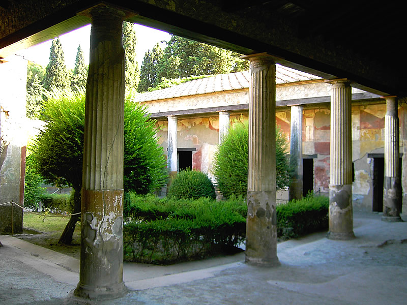 Maison de la Marina de Vénus - Via dell’Abbondanza | Secret World Trip Planner