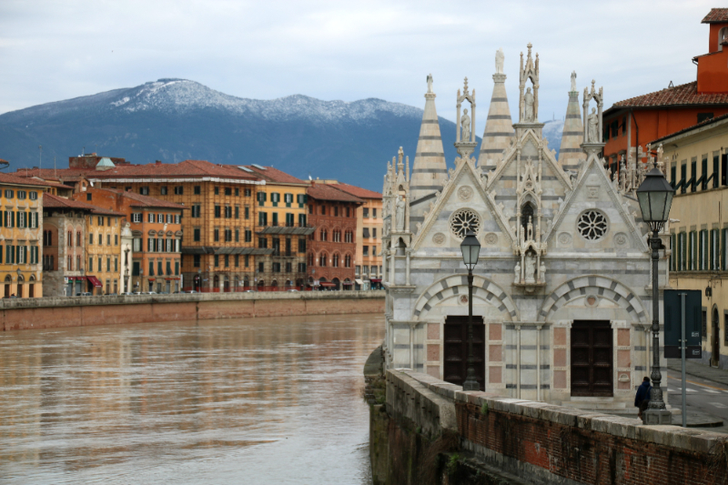 Kirche Santa Maria della Spina - Pisa | Secret World Trip Planner