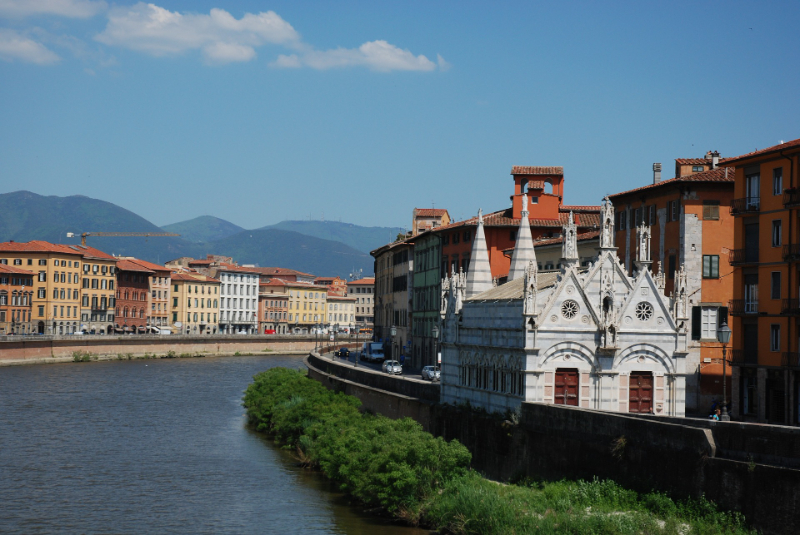 Kirche Santa Maria della Spina - Pisa | Secret World Trip Planner