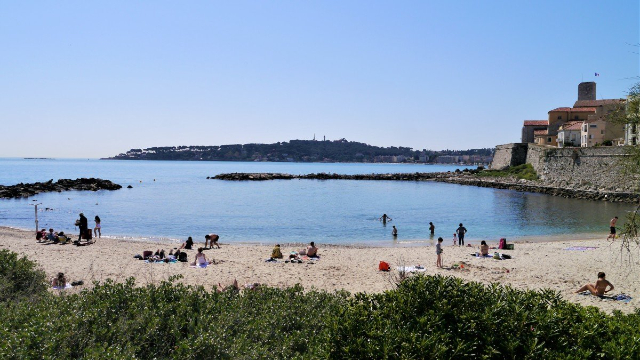 La Plage de la Gravette - Antibes | Secret World Trip Planner