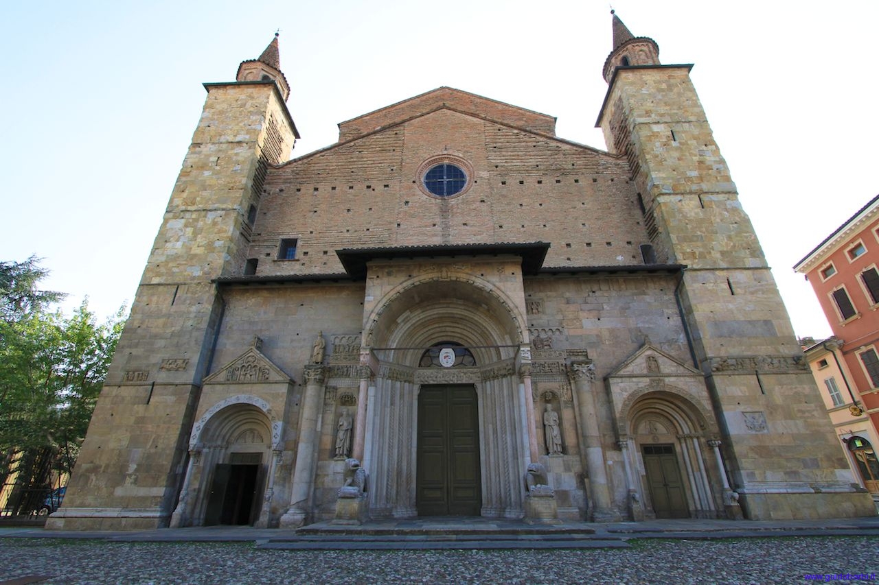 Kathedraal van Fidenza - Fidenza | Secret World Trip Planner