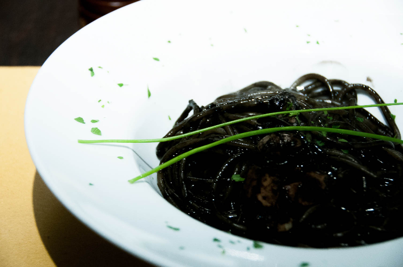 Fideos de tinta de sepia - Venezia | Secret World Trip Planner