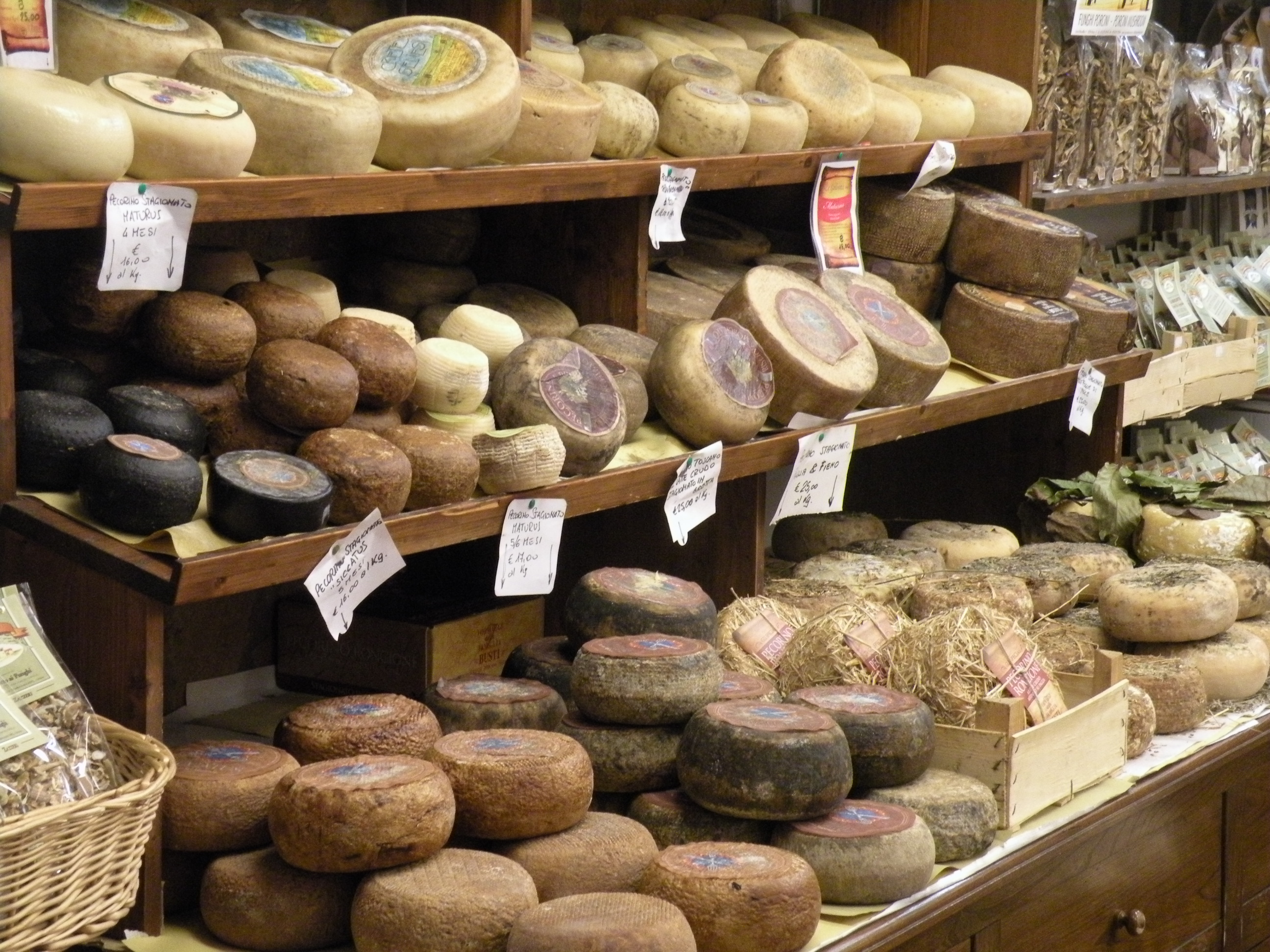De Pecorino-kaas van Pienza en de Val D'Orcia - Pienza | Secret World Trip Planner