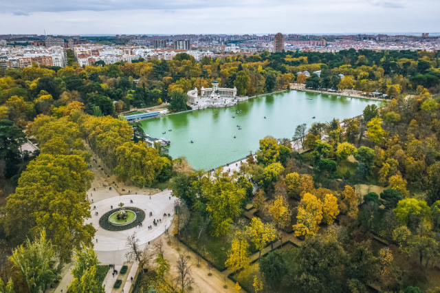 El Retiro Park - Madrid | Secret World Trip Planner