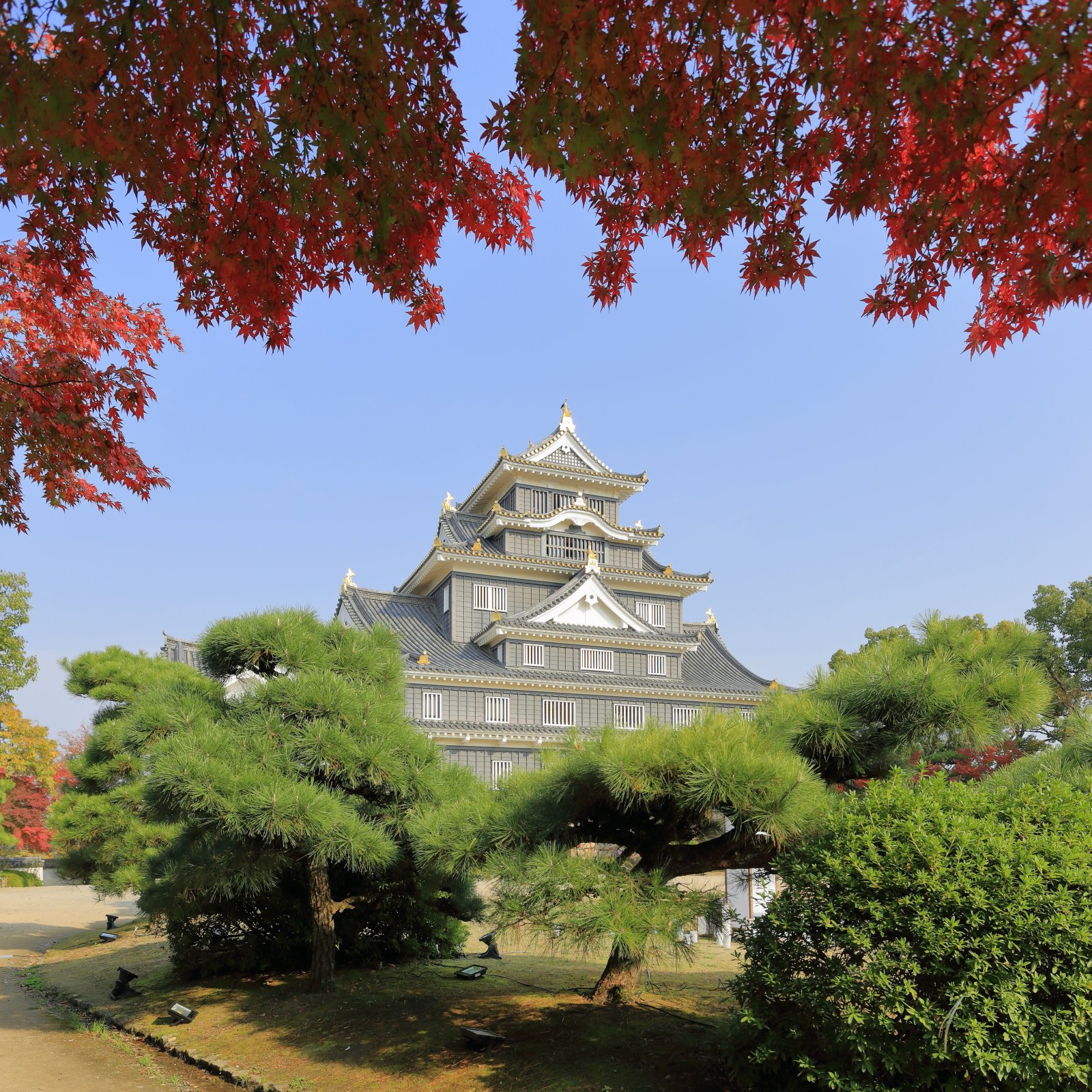 Замок Окаяма - Okayama-shi | Secret World Trip Planner