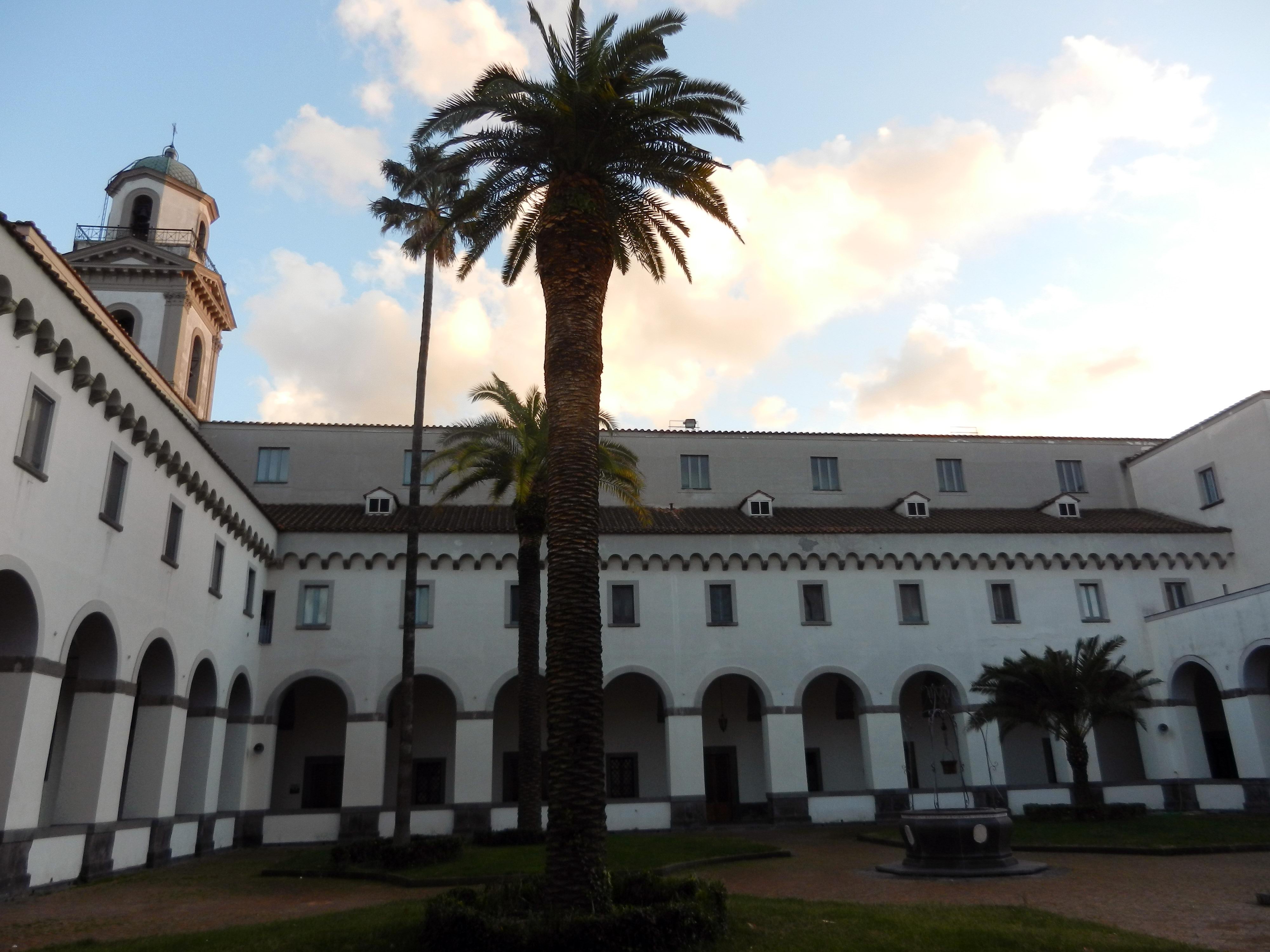 Heiligdom van Onze Lieve Vrouw van de Boog - Sant'Anastasia | Secret World Trip Planner