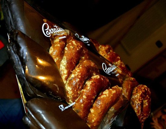 Antieke Pasticceria Carraturo - Napoli | Secret World Trip Planner