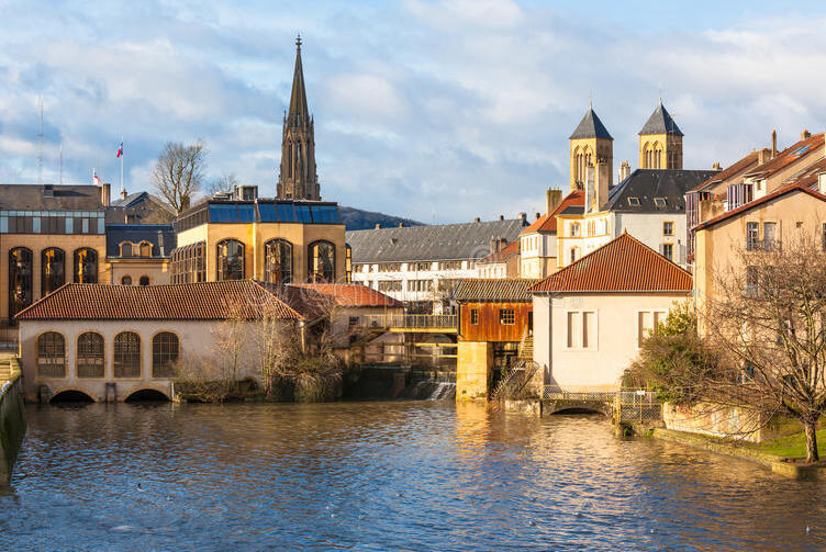 Metz, die hübsche Hauptstadt Lothringens in Frankreich — Metz