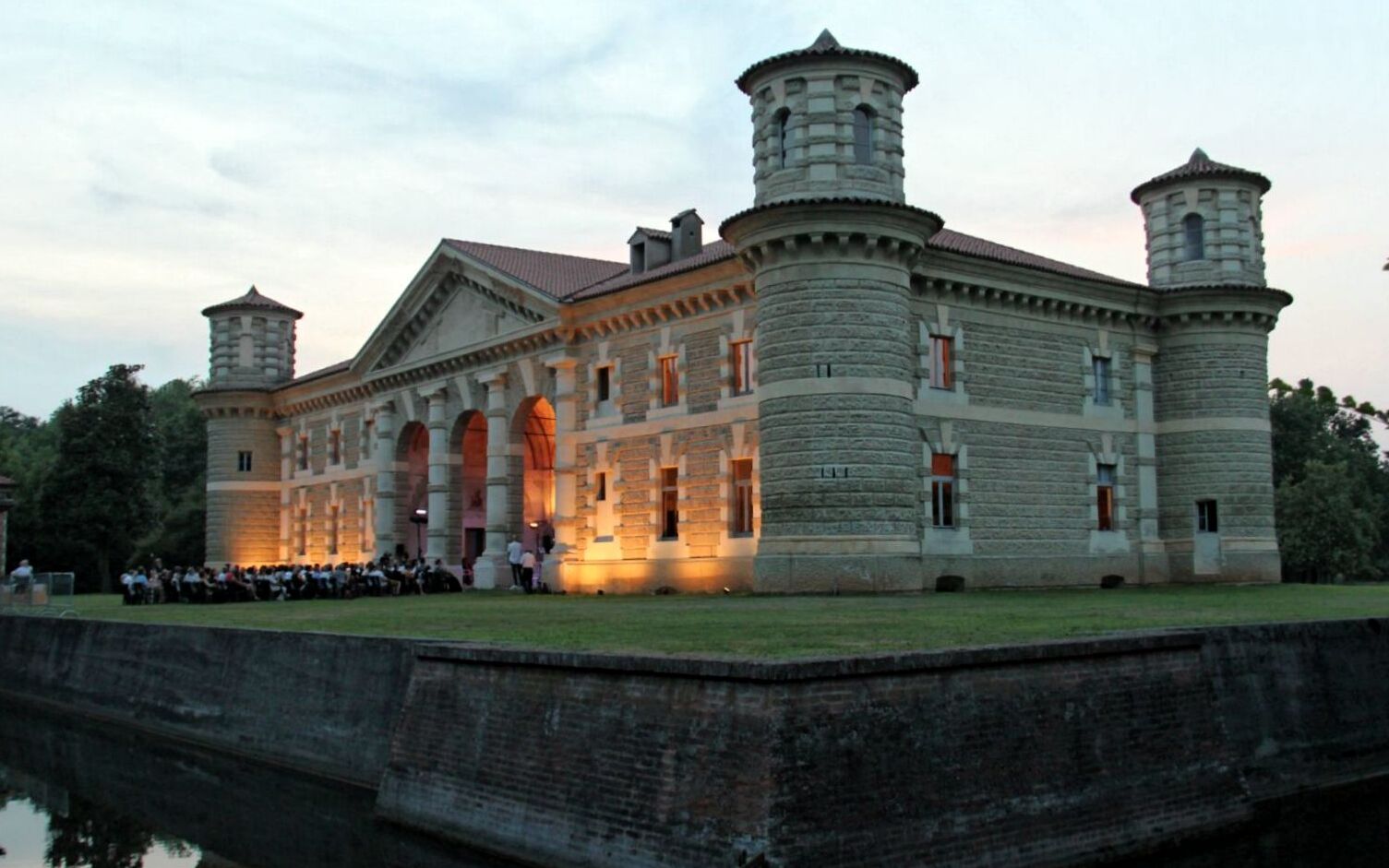 Mantua | Bosque de la Fuente - Marmirolo | Secret World Trip Planner