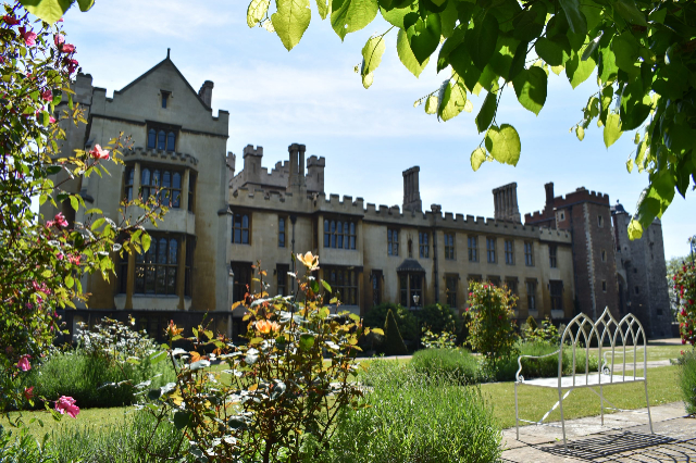 Palais de Lambeth - Londra SE1 7JU | Secret World Trip Planner