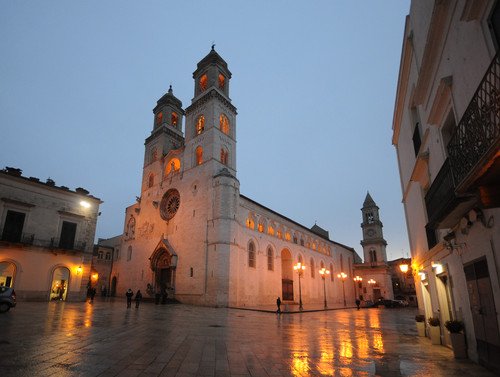 Altamura Kathedraal - Altamura | Secret World Trip Planner