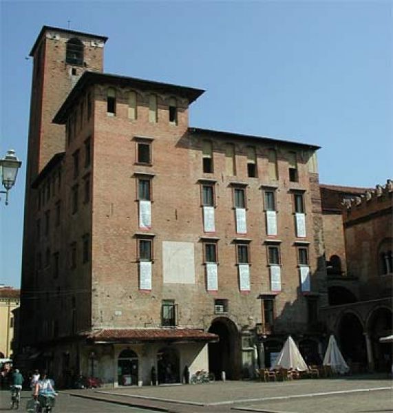 Palazzo Del Podesta - Mantova | Secret World Trip Planner