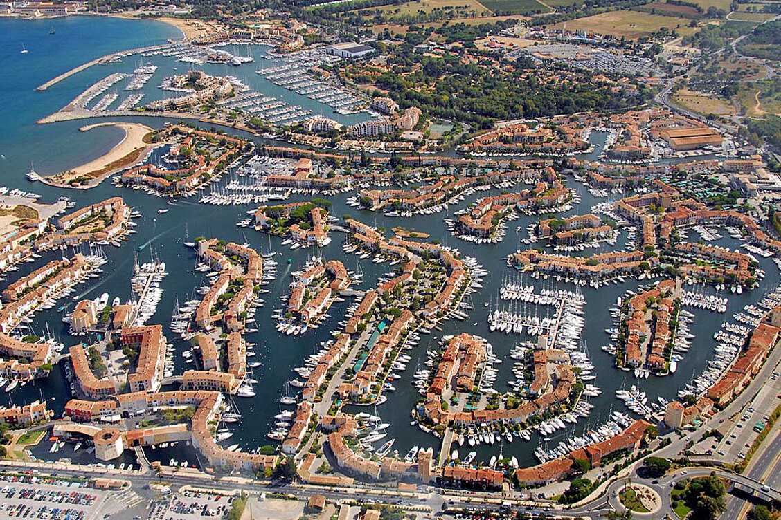 Port Grimaud , a real, little hidden jewel - Grimaud | Secret World Trip Planner