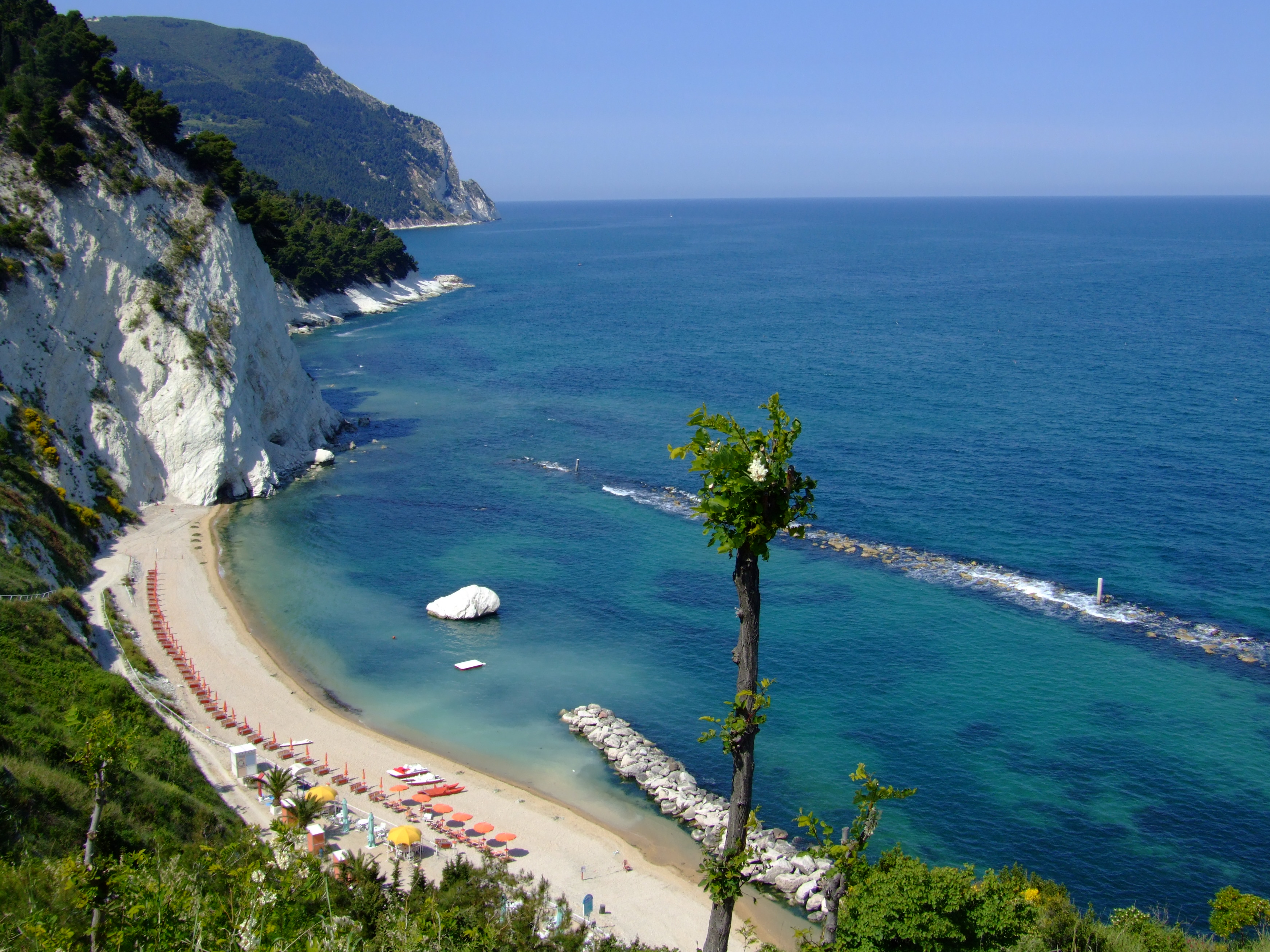 Numana das antike Fischerdorf - Geheime Welt - Numana | Secret World Trip Planner