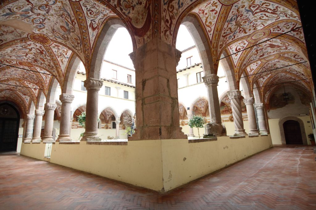 Heiligtum Unserer Lieben Frau von Lattani - Roccamonfina | Secret World Trip Planner