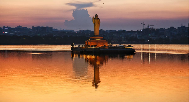 Hussain Sagar Lake - Hyderabad | Secret World Trip Planner