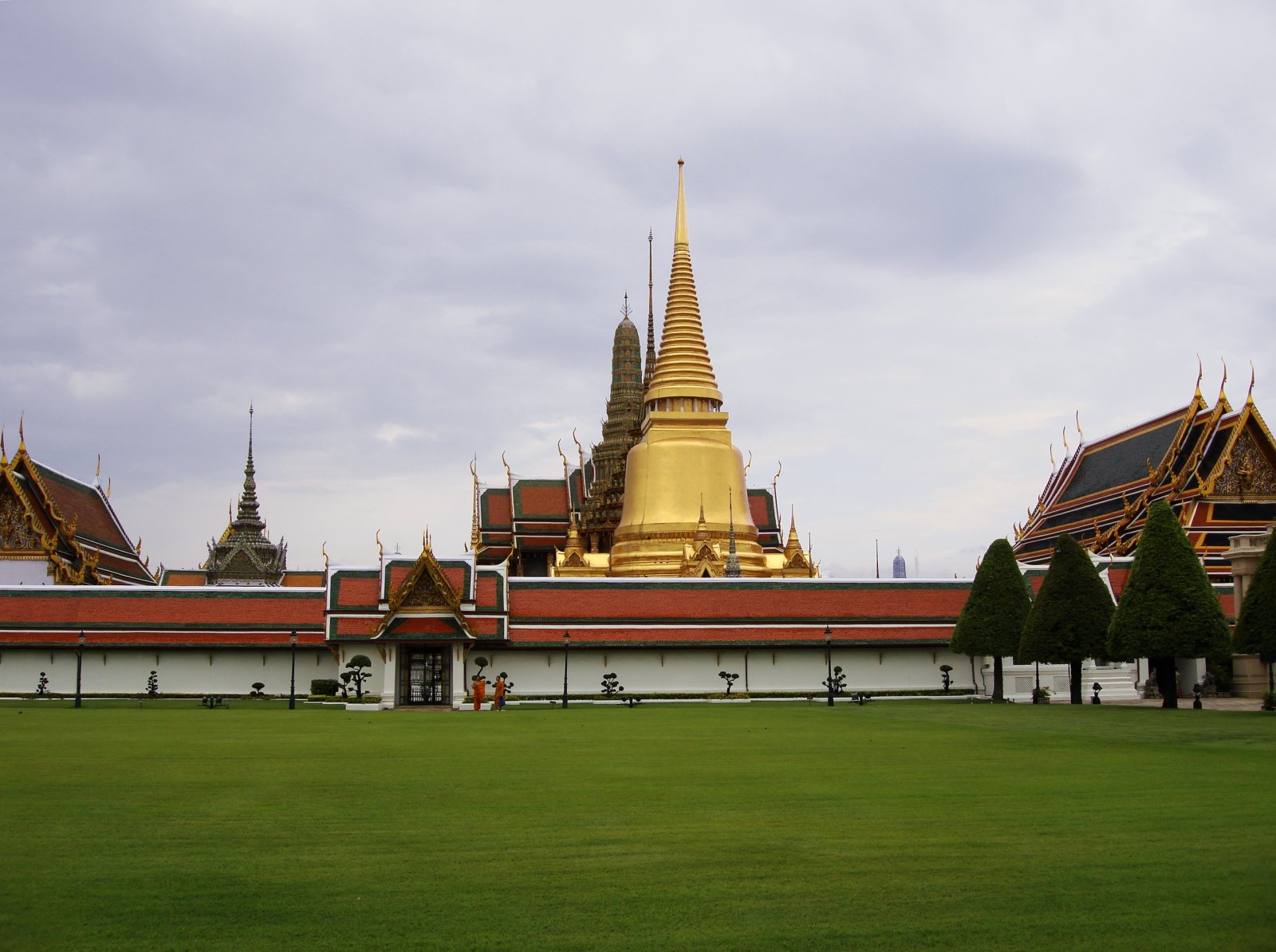 The spectacular Grand Palace - Khet Phra Nakhon | Secret World Trip Planner