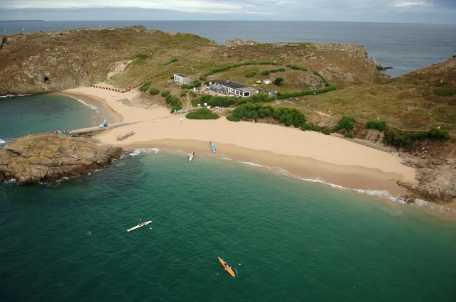 De vestingwerken op het eiland Cézembre - Saint-Malo | Secret World Trip Planner