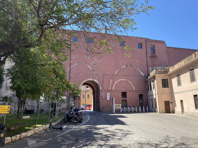성 궁전 - Cagliari | Secret World Trip Planner