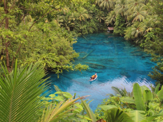 ラーゴ・パイス・ポック・ルック・パネンテン - Kabupaten Banggai Kepulauan | Secret World Trip Planner