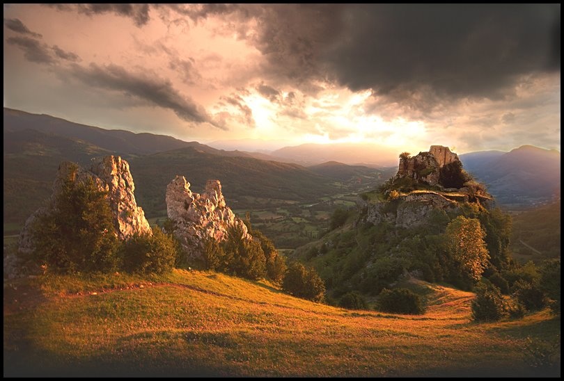 Castello di Roquefixad - Roquefixade | Secret World Trip Planner