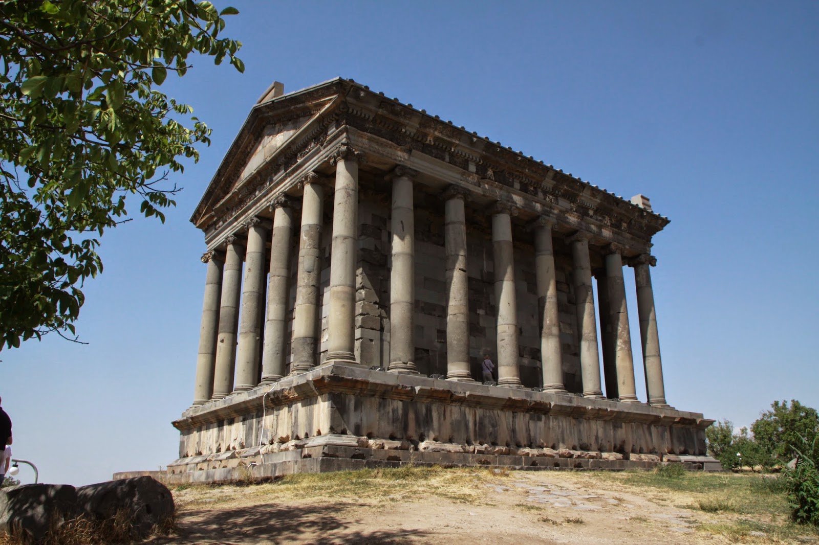 Świątynia Garni - Garni | Secret World Trip Planner