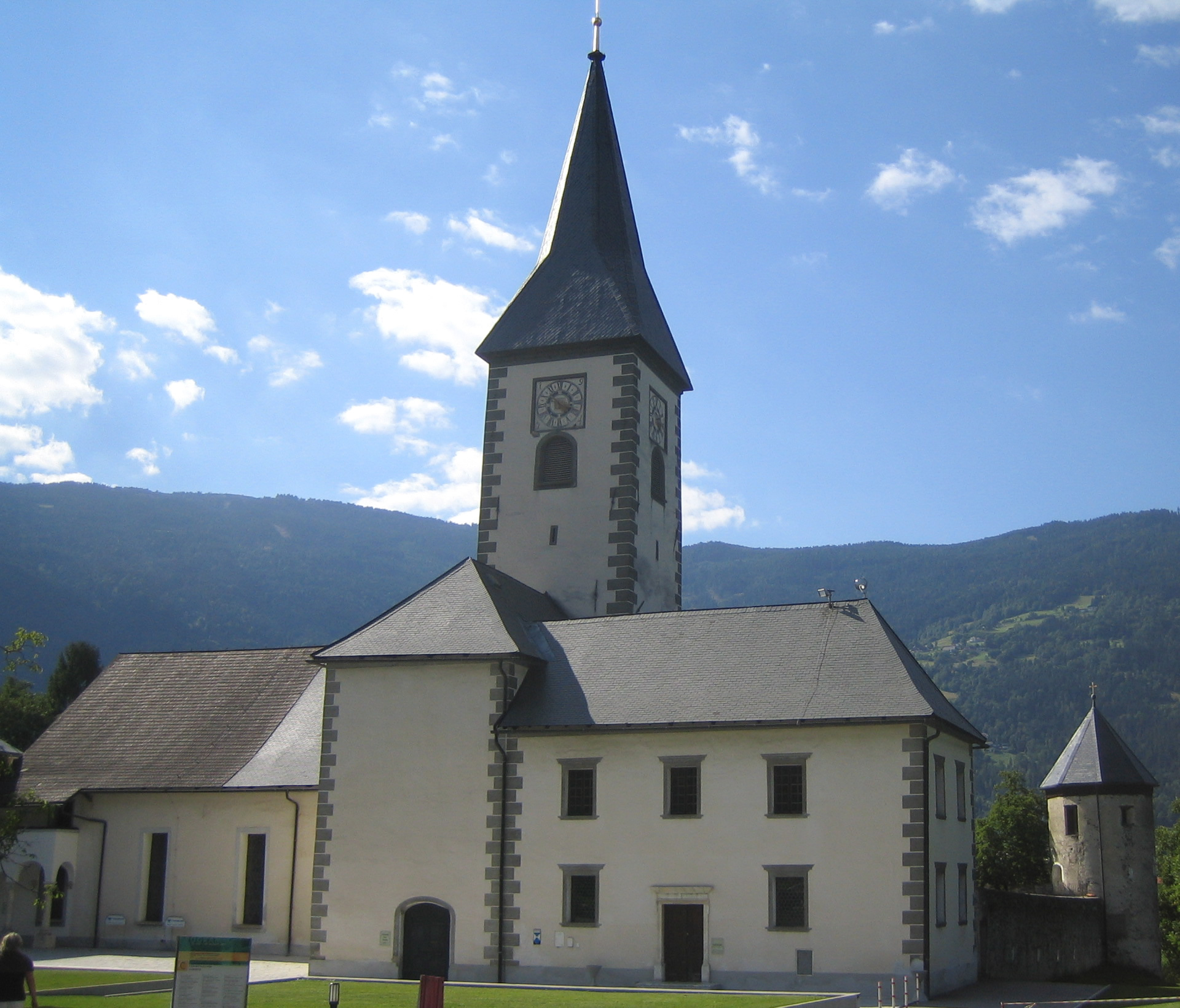 오시 아흐 수도원 - Ossiach | Secret World Trip Planner