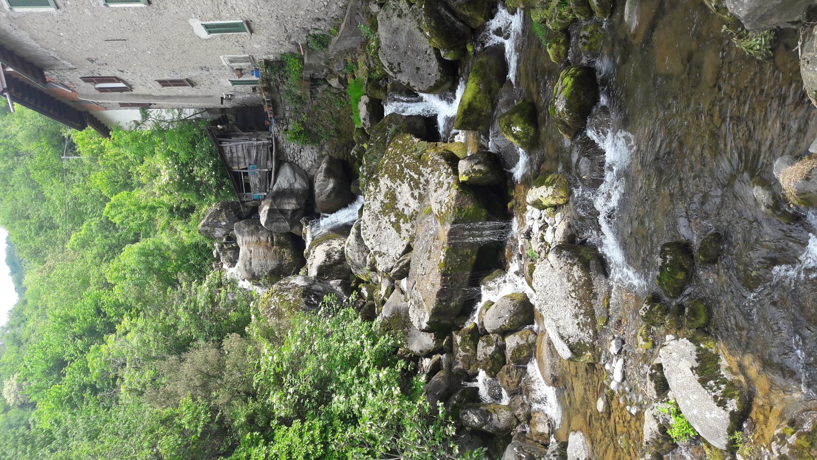 Comer See: Nesso und der Wasserfall - Nesso | Secret World Trip Planner