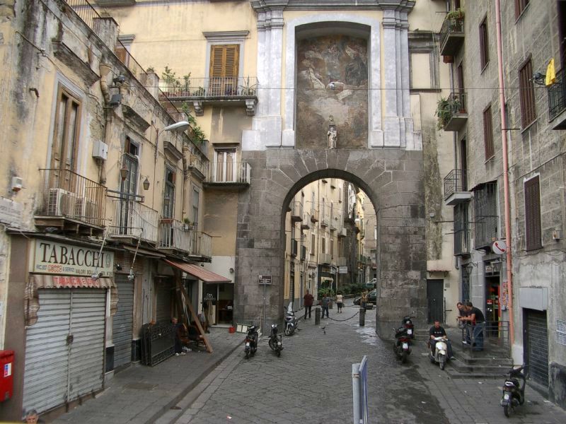 Неаполь | Porta S. Gennaro - Napoli | Secret World Trip Planner