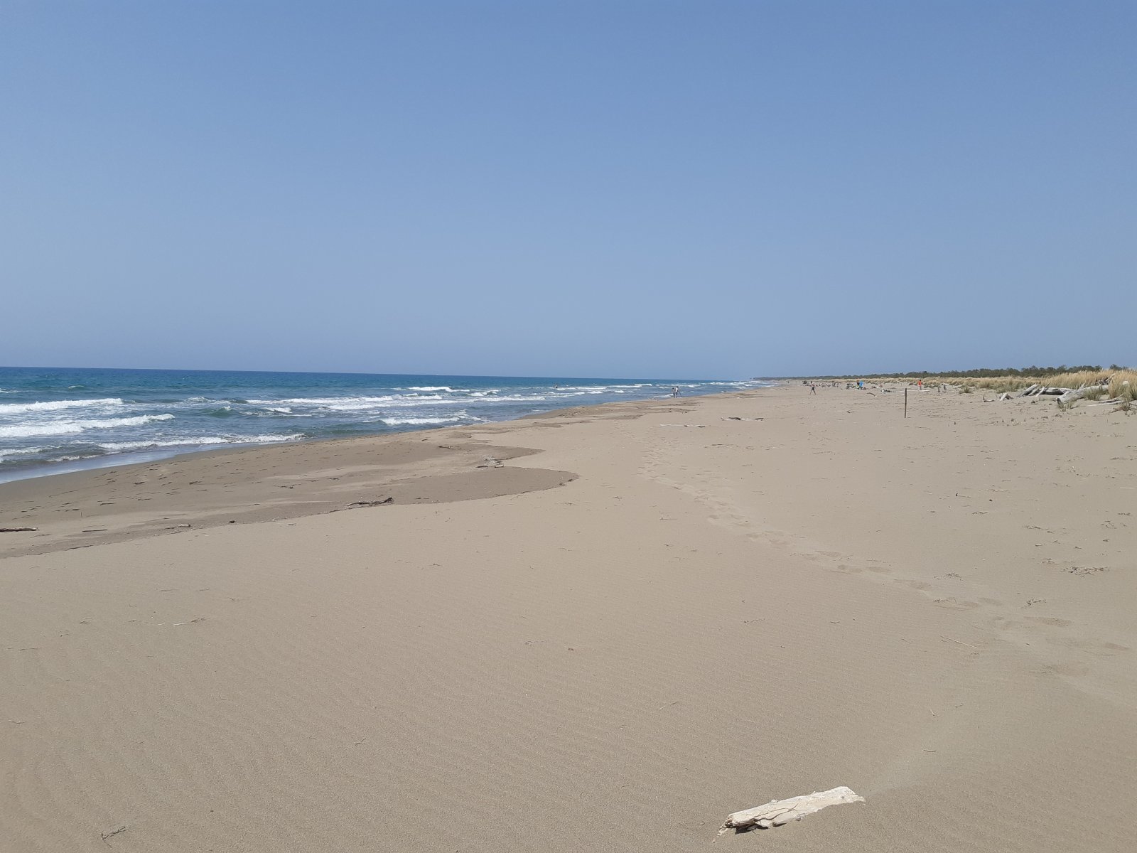 Dotarcie na plażę Collelungo nie jest łatwe, ale zaangażowanie się opłaca dzięki A - Grosseto | Secret World Trip Planner
