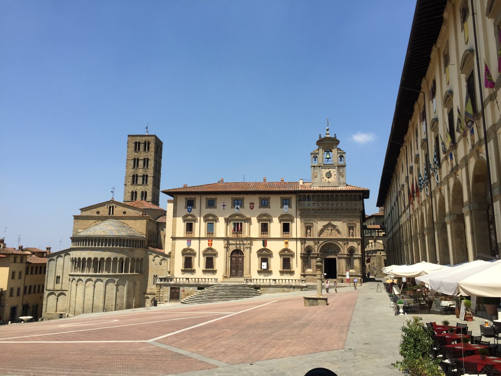 サラセンのメリーゴーランド - Arezzo | Secret World Trip Planner