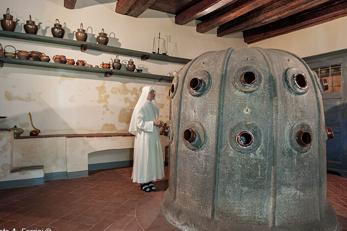 L'antico distillatore del duecento - Pratovecchio | Secret World Trip Planner