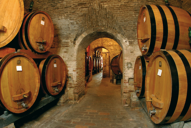 Contucci Cellars: über 1000 Jahre Weingeschichte - Montepulciano | Secret World Trip Planner