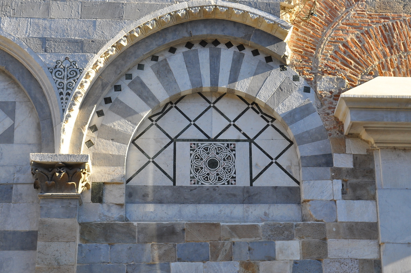 Fibonacci i Kościół św. Mikołaja w Pizie - Pisa | Secret World Trip Planner