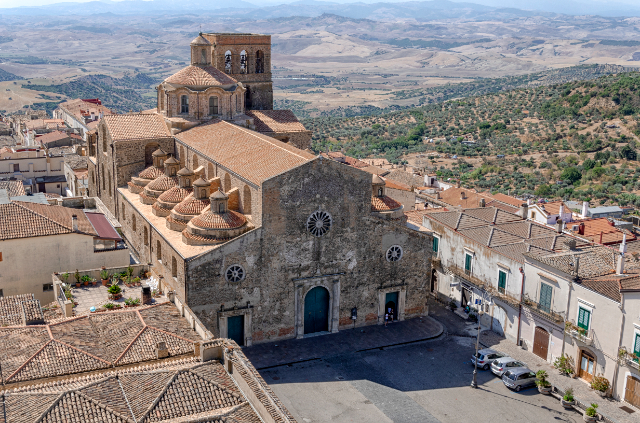 De kerk van Santa Maria della Croce - Ferrandina | Secret World Trip Planner