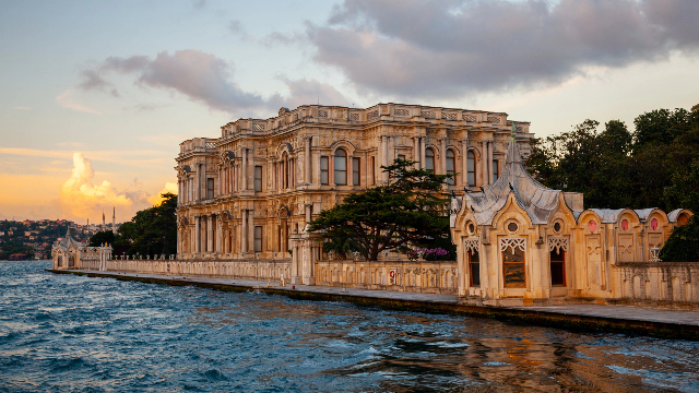 Beylerbeyi-Palast - Abdullahağa Cd. | Secret World Trip Planner