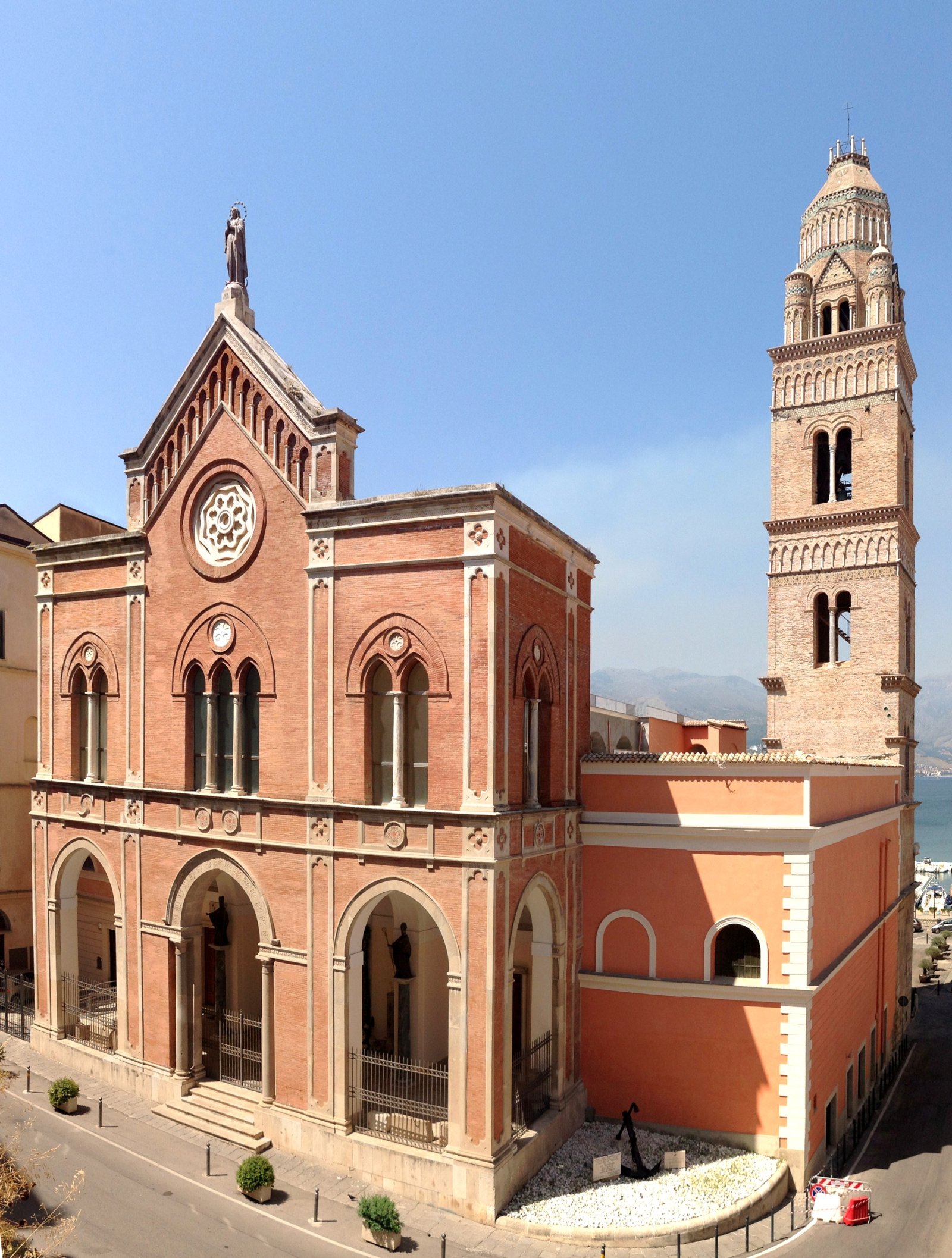 Dom-Basilika von Gaeta - Gaeta | Secret World Trip Planner