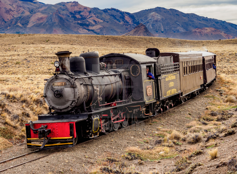 La Trochita - Ancien express de Patagonie - Esquel | Secret World Trip Planner