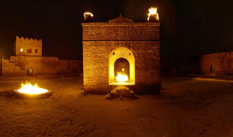 阿特什加,巴库的火庙 - Tazeh Kand-e-Nosrat Abad | Secret World Trip Planner