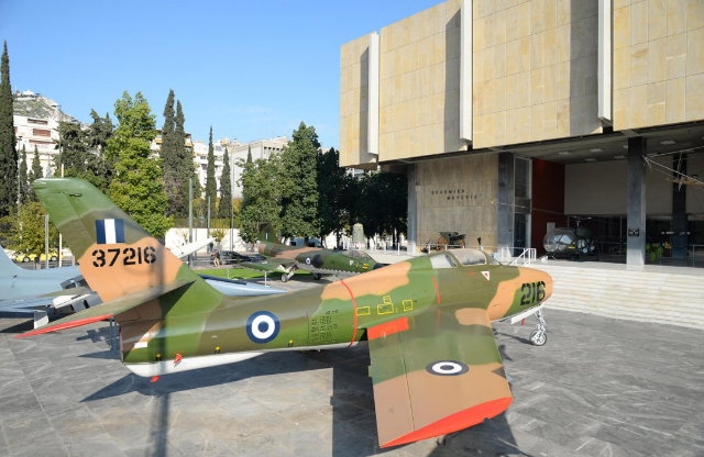 Het oorlogsmuseum van Athene - Athina | Secret World Trip Planner