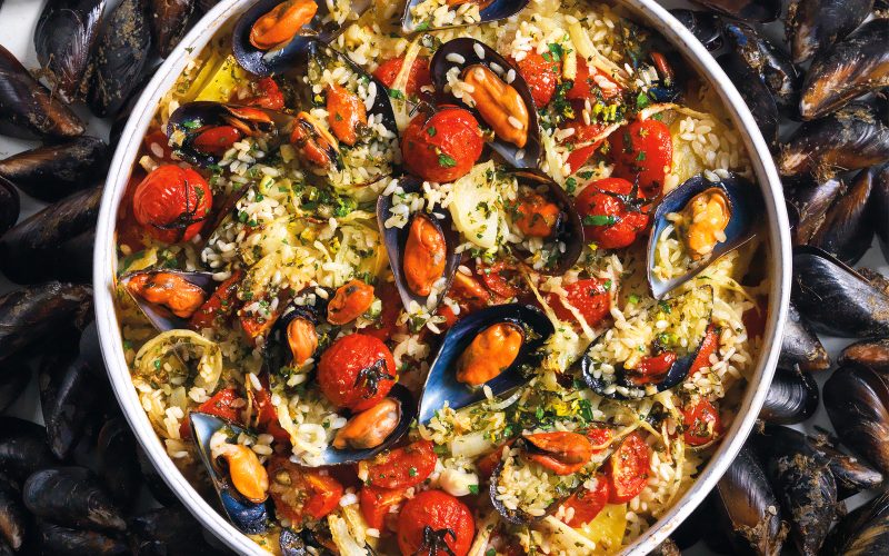 Rijst, aardappel en mosselen Tiella - Ostuni | Secret World Trip Planner