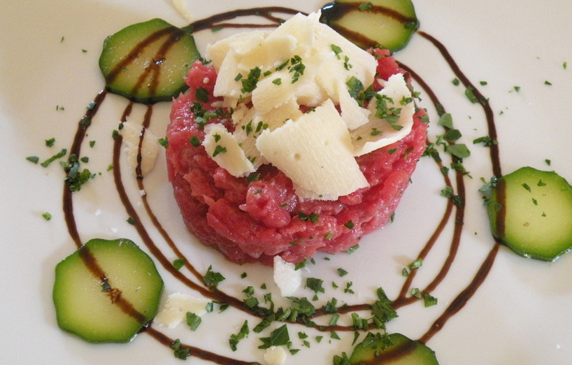 Carne cruda al estilo albense - Alba | Secret World Trip Planner