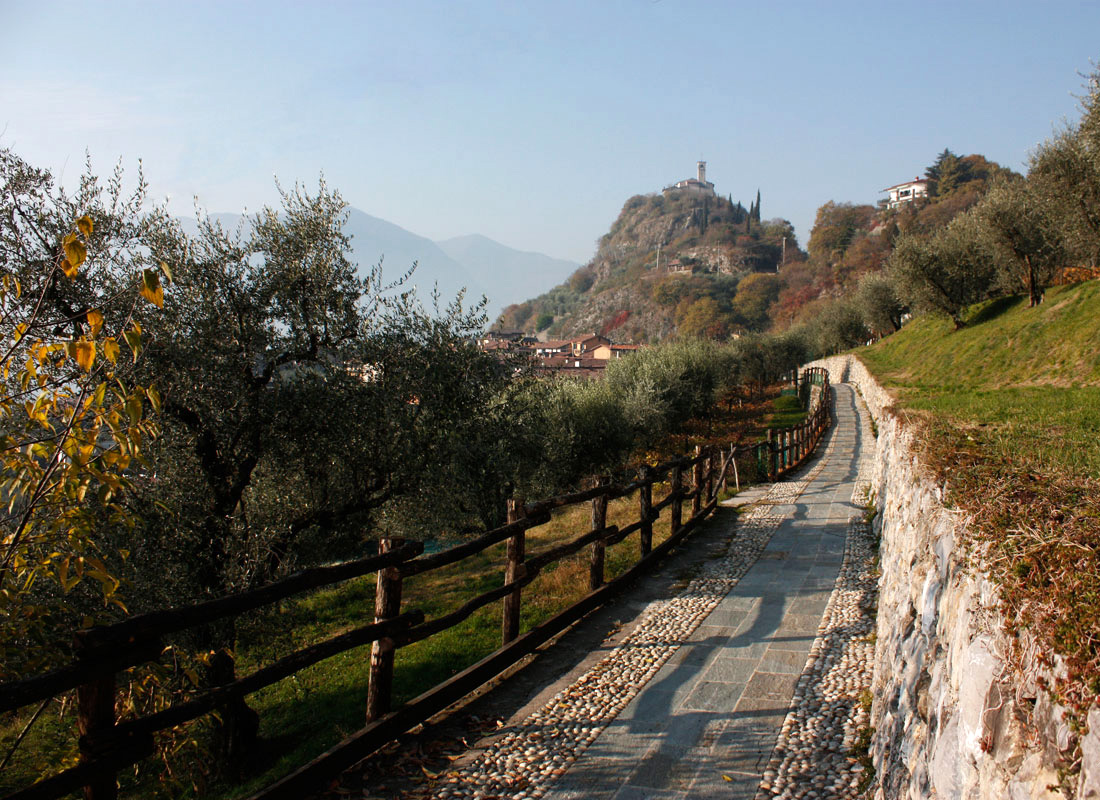 Oude Via Valeriana - Pisogne | Secret World Trip Planner