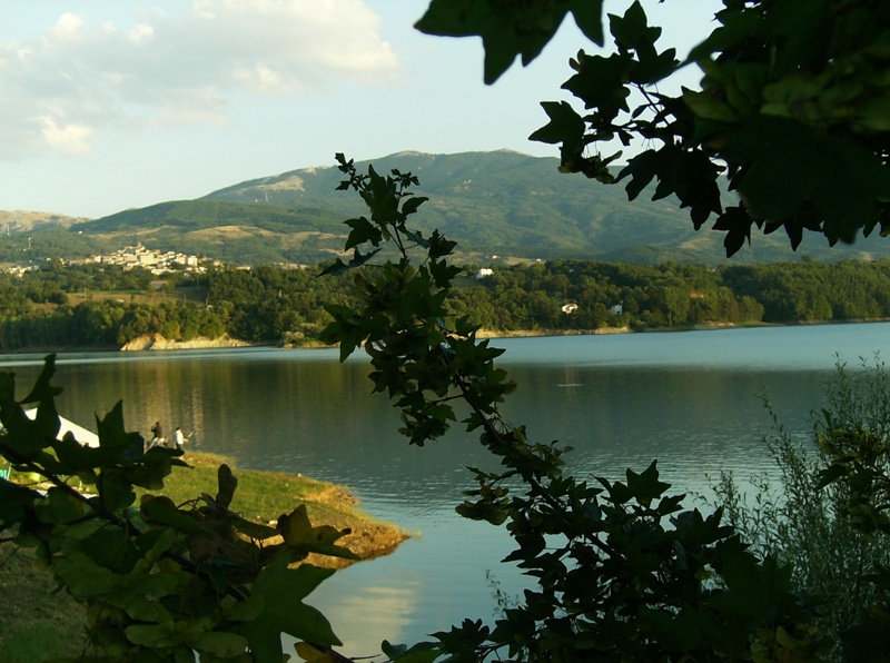 Meer van Pertusillo - Lago del Pertusillo | Secret World Trip Planner